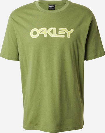 Tricou de la OAKLEY pe verde: față