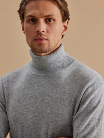 Pull-over 'Jasper' DAN FOX APPAREL en gris