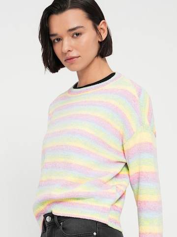 rožinė ONLY Megztinis 'ONLJOHANNA'