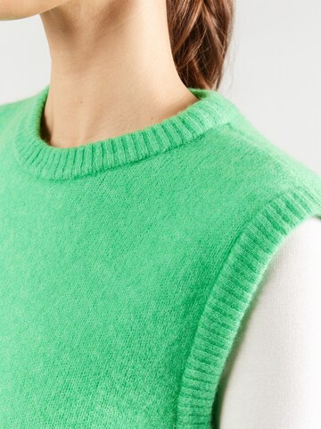 AMERICAN VINTAGEPulover 'Vitow' - zelena boja