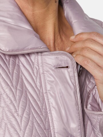 Goldner Übergangsjacke in Pink