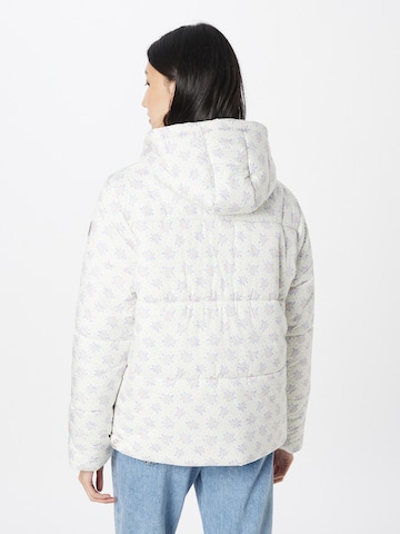 Veste mi-saison 'RELIVE REMAKE' Ragwear en blanc