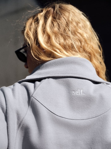 self. Sweatshirt in Grijs