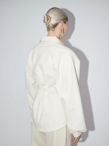 Veste mi-saison 'Cosette' LeGer by Lena Gercke en blanc : sur le côté