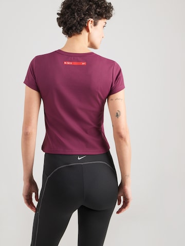 Tricou de la Nike Sportswear pe roșu