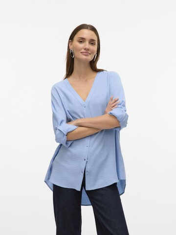 Vero Moda Curve Blouse 'VMMelaney' in Blauw: voorkant