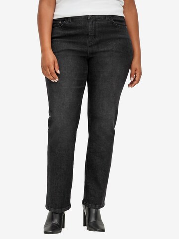 SHEEGO Regular Jeans in Zwart: voorkant