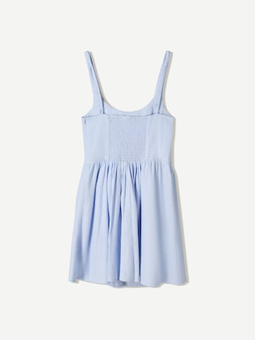 Bershka Zomerjurk in Blauw