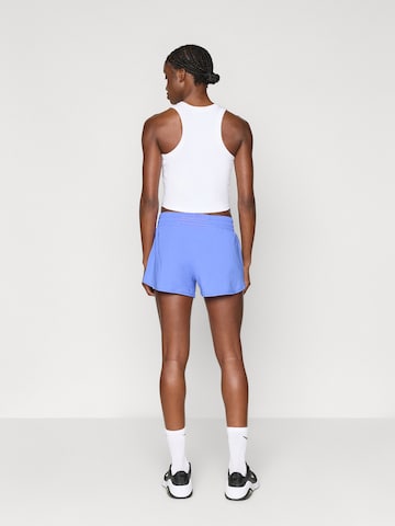 NIKE - regular Pantalón deportivo 'ONE' en azul