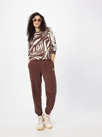 ADIDAS ORIGINALS Sweatshirt 'Abstract Allover Animal Print' in Braun