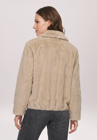 Veste mi-saison Betty Barclay en beige