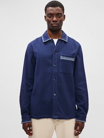 Comfort fit Camicia di SCOTCH & SODA in blu: frontale
