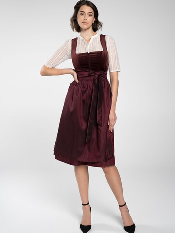 Dirndl SPIETH & WENSKY en rouge : devant