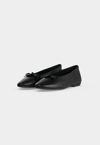 MICHAEL Michael Kors Ballerinas in Schwarz