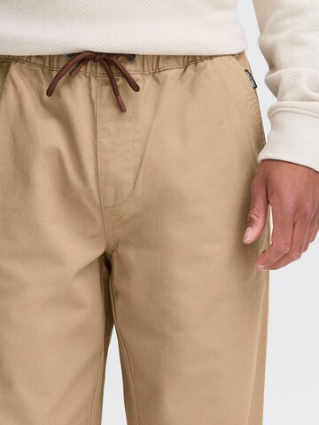 BLEND - Loosefit Pantalón chino ' BHMILES Wovenpant ' en marrón