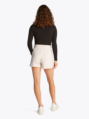 Loosefit Pantaloni di Tommy Jeans in bianco
