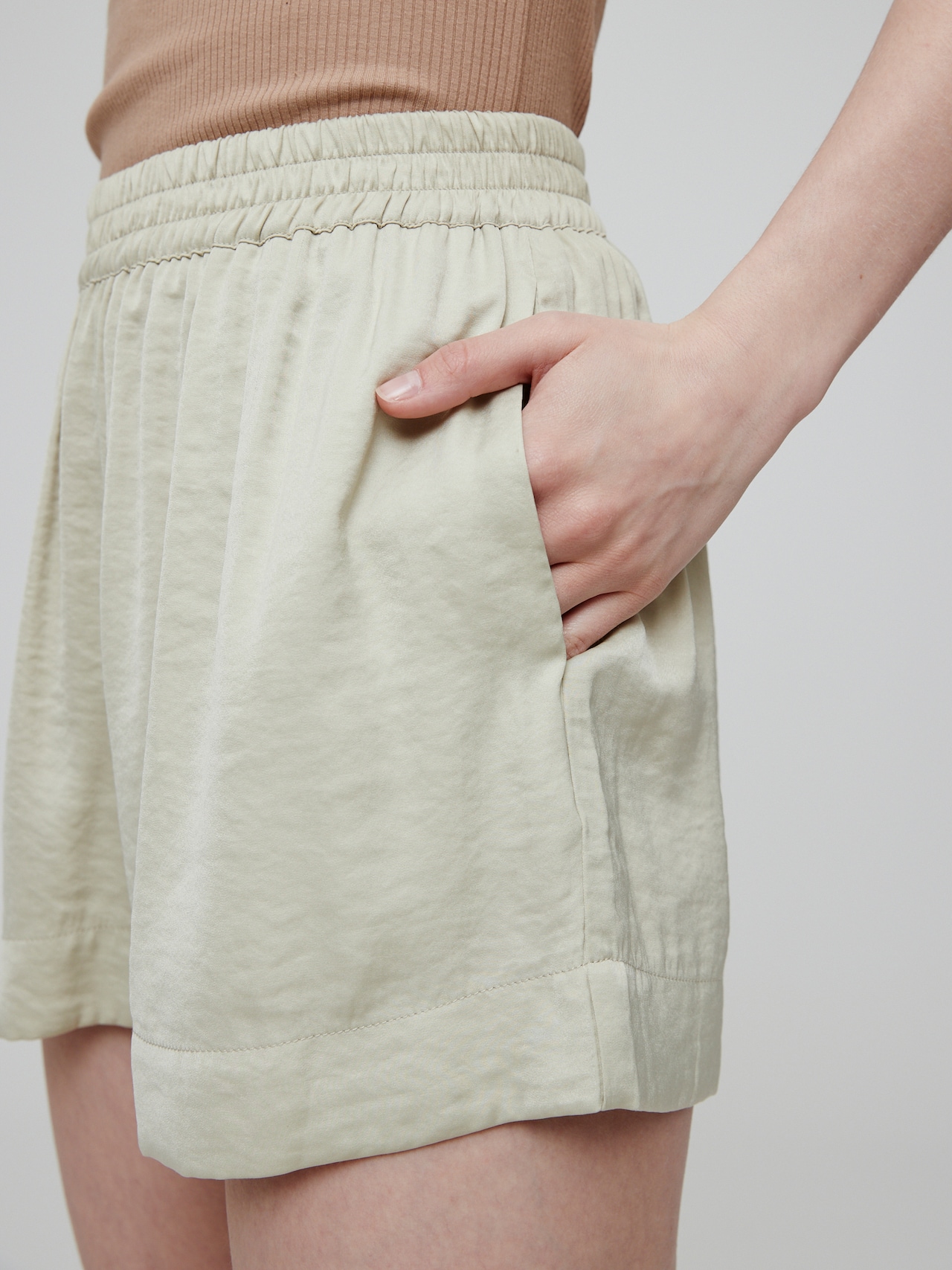 EDITED Produkte Hose 'Desiree' grün