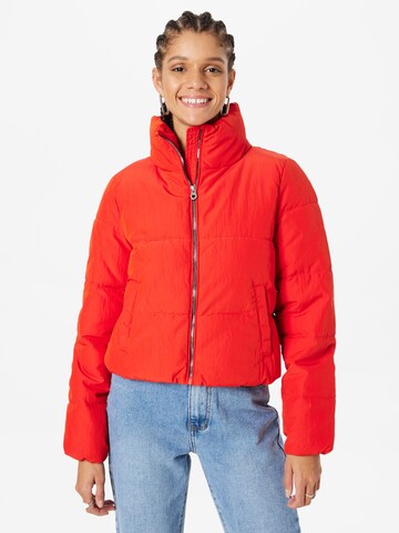 Veste d’hiver 'Dolly' ONLY en rouge : devant