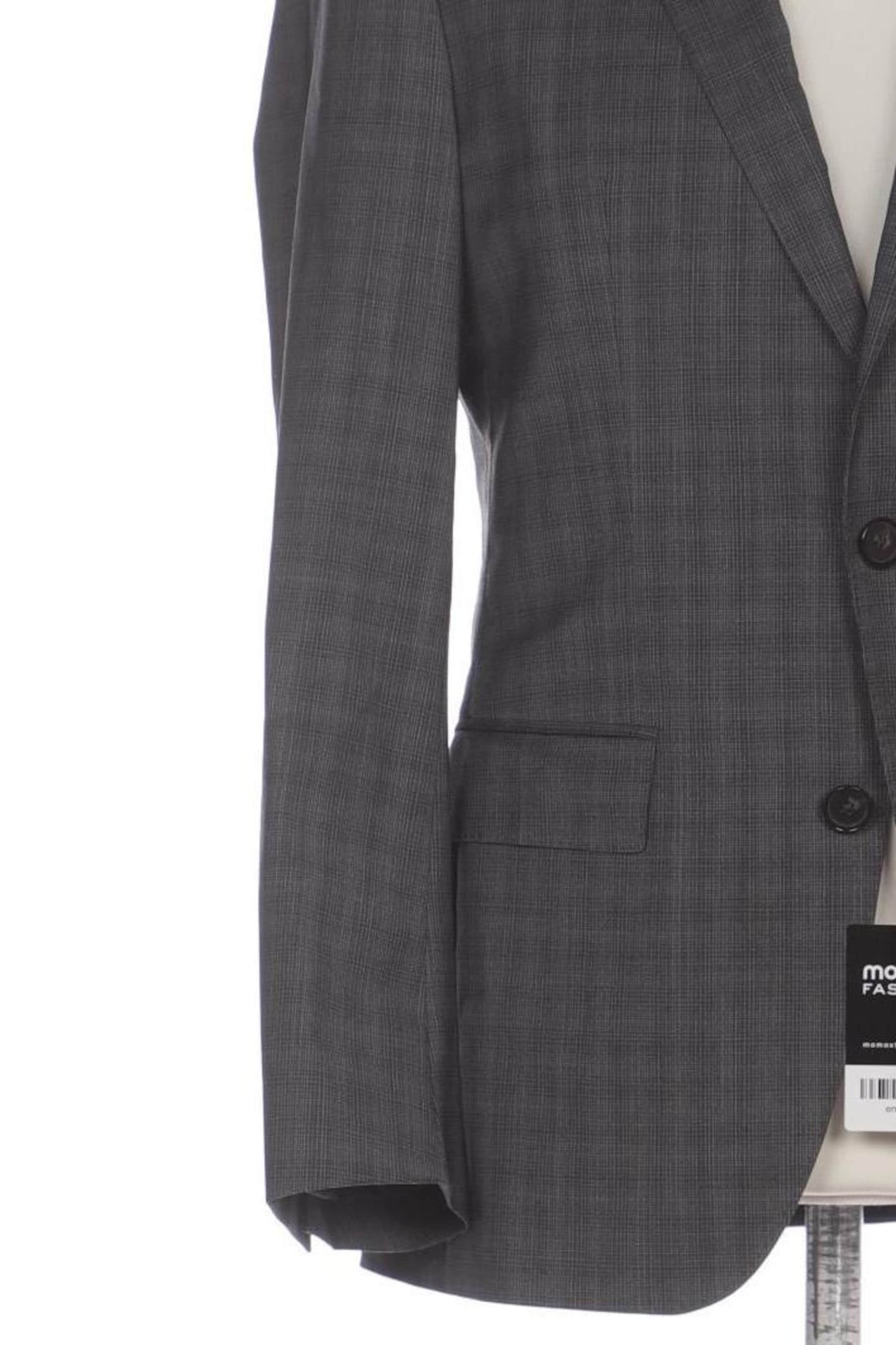 BOSS Suit in S in Grey