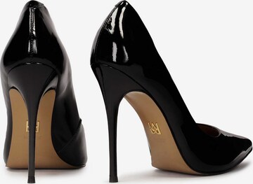 Kazar Pumps in Schwarz