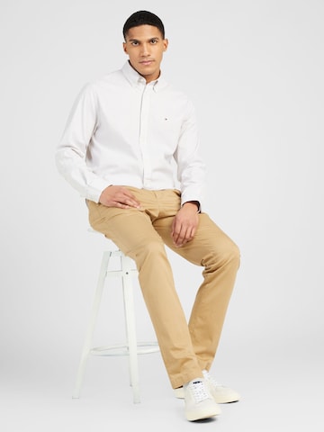 TOMMY HILFIGER Slimfit Chino 'Bleecker' in Bruin