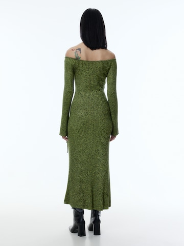 EDITED Knitted dress 'Stefanie' in Green