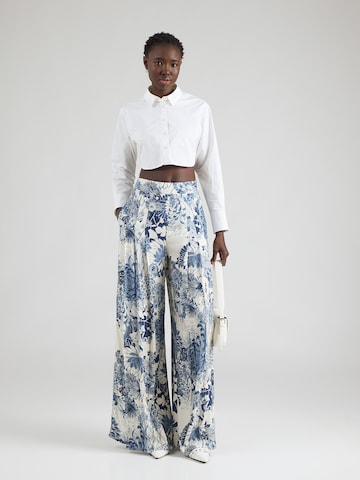 Wide leg Pantaloni de la GUESS pe albastru