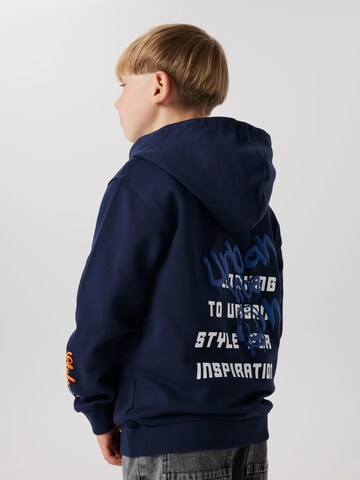 Sweat 'NKMLUCIAN' NAME IT en bleu