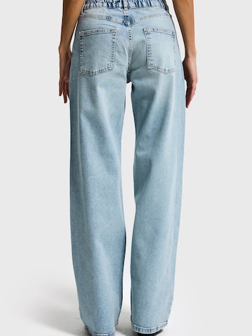 IT'S BASIC Loosefit Jeans 'RHINESTONE LOOSE MID RISE JEANS' in Blauw