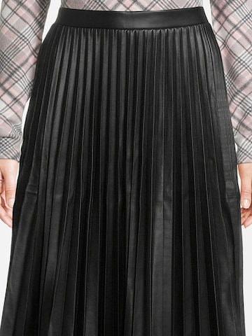 Orsay Skirt in Black