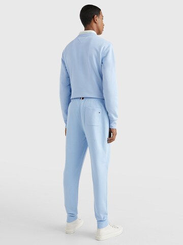 Effilé Pantalon TOMMY HILFIGER en bleu