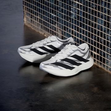 ADIDAS PERFORMANCE - Sapatilha de corrida 'Adizero Evo Sl Exo' em branco