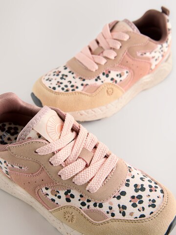 Sneaker de la Next pe portocaliu