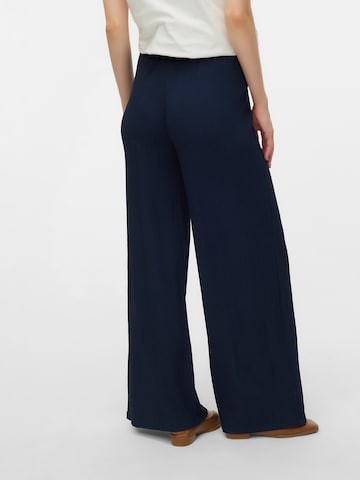Wide leg Pantaloni di MAMALICIOUS in blu