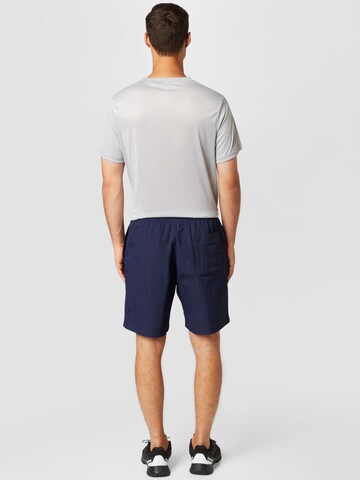 Reebok Regular Sportshorts in Blau