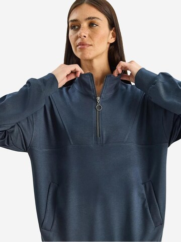 Felpa di Bianco Lucci in grigio