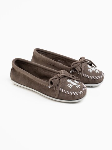 Minnetonka Mokassin 'Thunderbird Limited Edition' in Braun