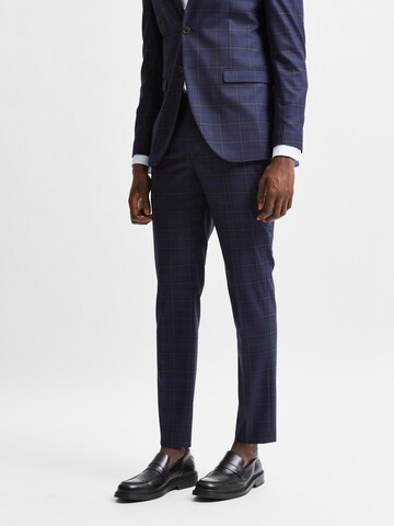 SELECTED HOMME Slim fit Trousers with creases in Blue: front