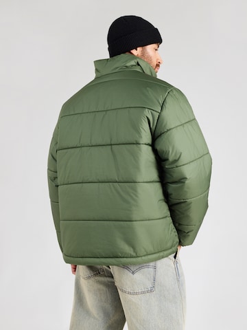 žalia VANS Žieminė striukė 'Hillgate': galas