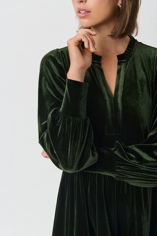 Robe Part Two en marron