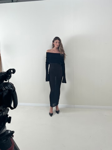 RÆRE by Lorena Rae Stickad klänning 'Daline' i svart