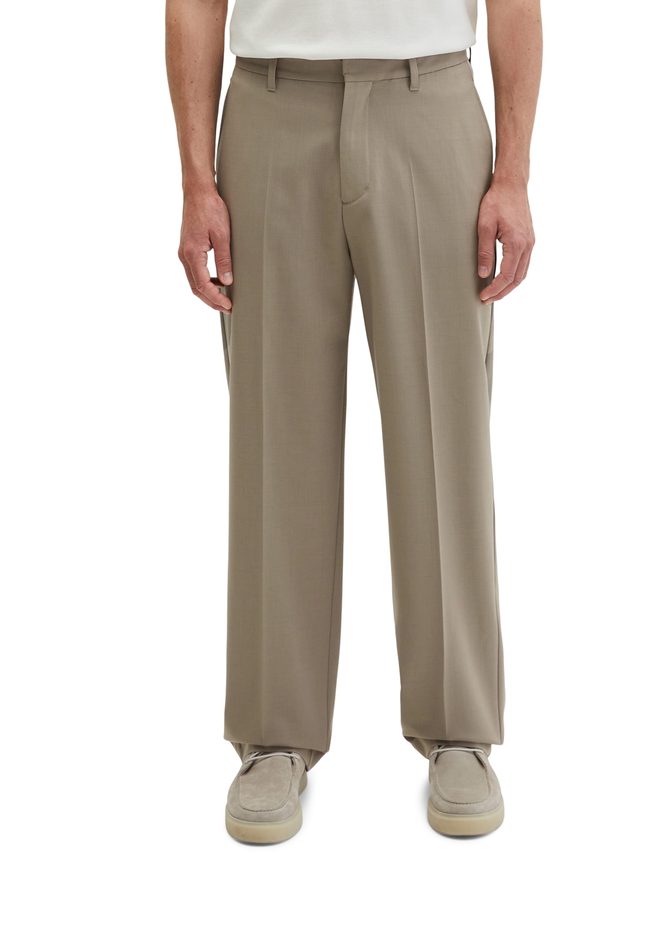Marc O'Polo Loose fit Pleated Pants in Green: front