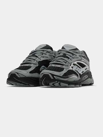 Chaussure de course 'PROGRID OMNI 9' saucony en noir