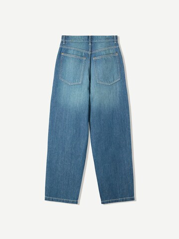 Bershka Baggy Jeans in Green