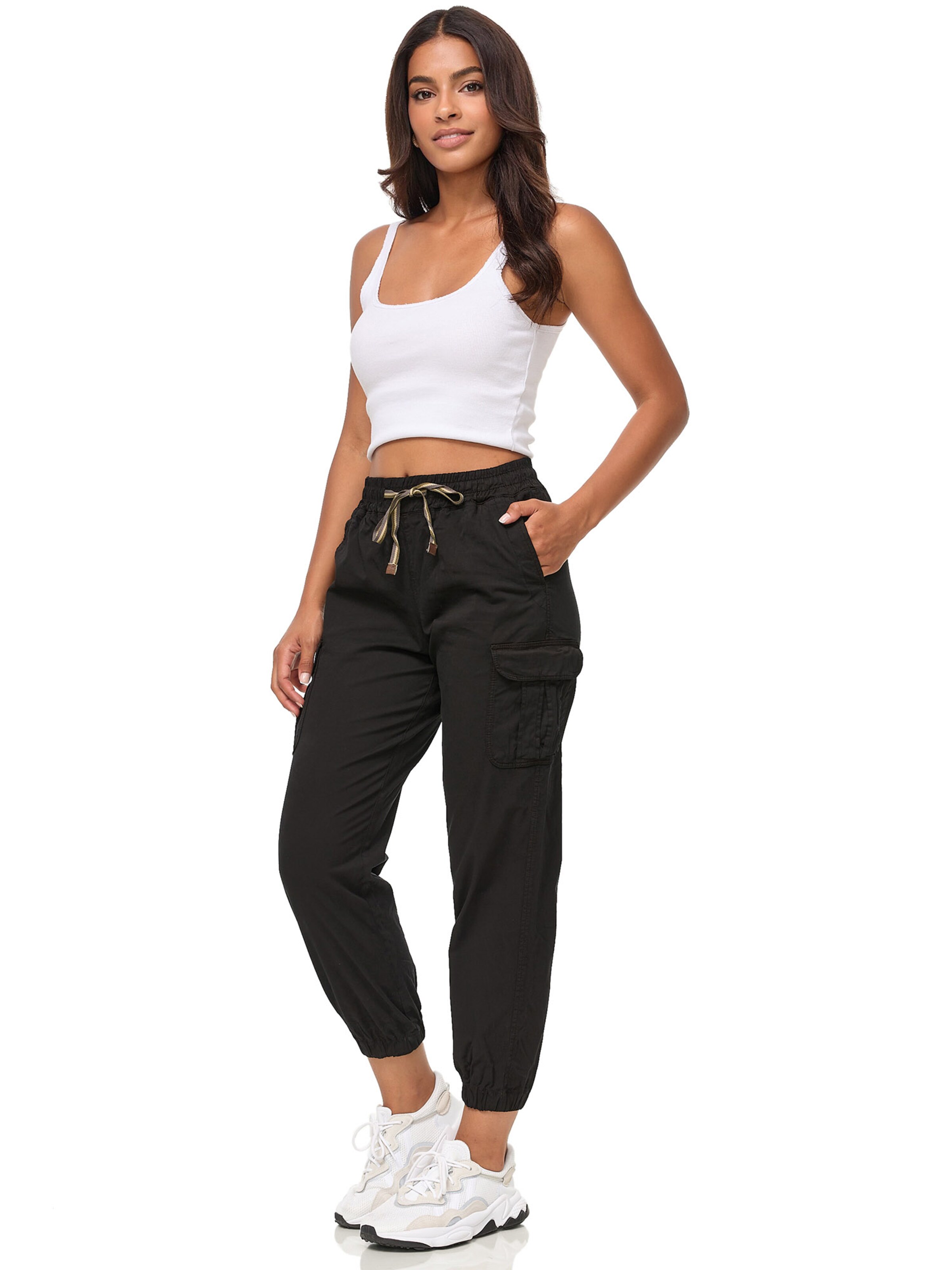 Tazzio - Tapered Pantalón cargo 'F600' en negro