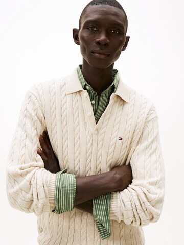 TOMMY HILFIGER Neulepaita 'CLASSIC' värissä beige