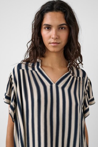 SOAKED IN LUXURY - Blusa en azul