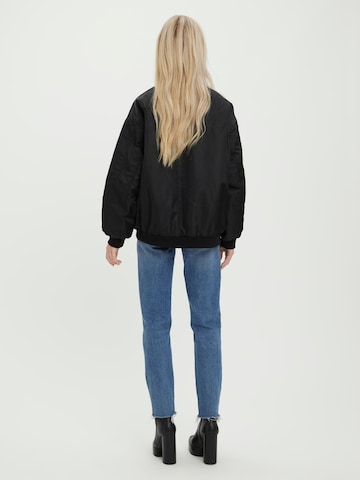 VERO MODA Between-Season Jacket in Black