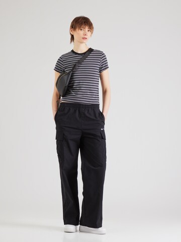Maglietta di Nike Sportswear in nero