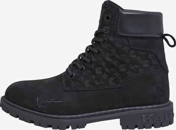 Karl Kani Boots in Black: front